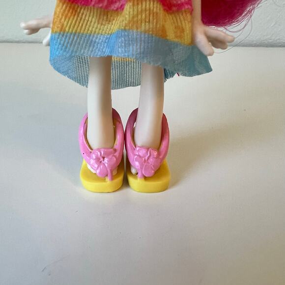 Shopkins Shoppies World Vacation Donatina Visits Brazil Girl Doll - Picture 4 of 9